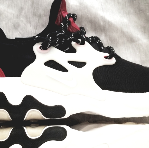 Presto Black Phantom University Red White AV2605-0 - Picture 2 of 12